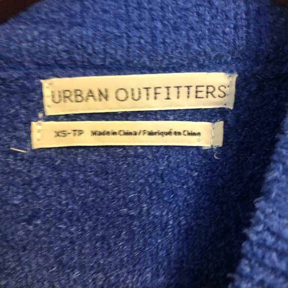 Cropped blue turtle neck - Picture 3 of 3